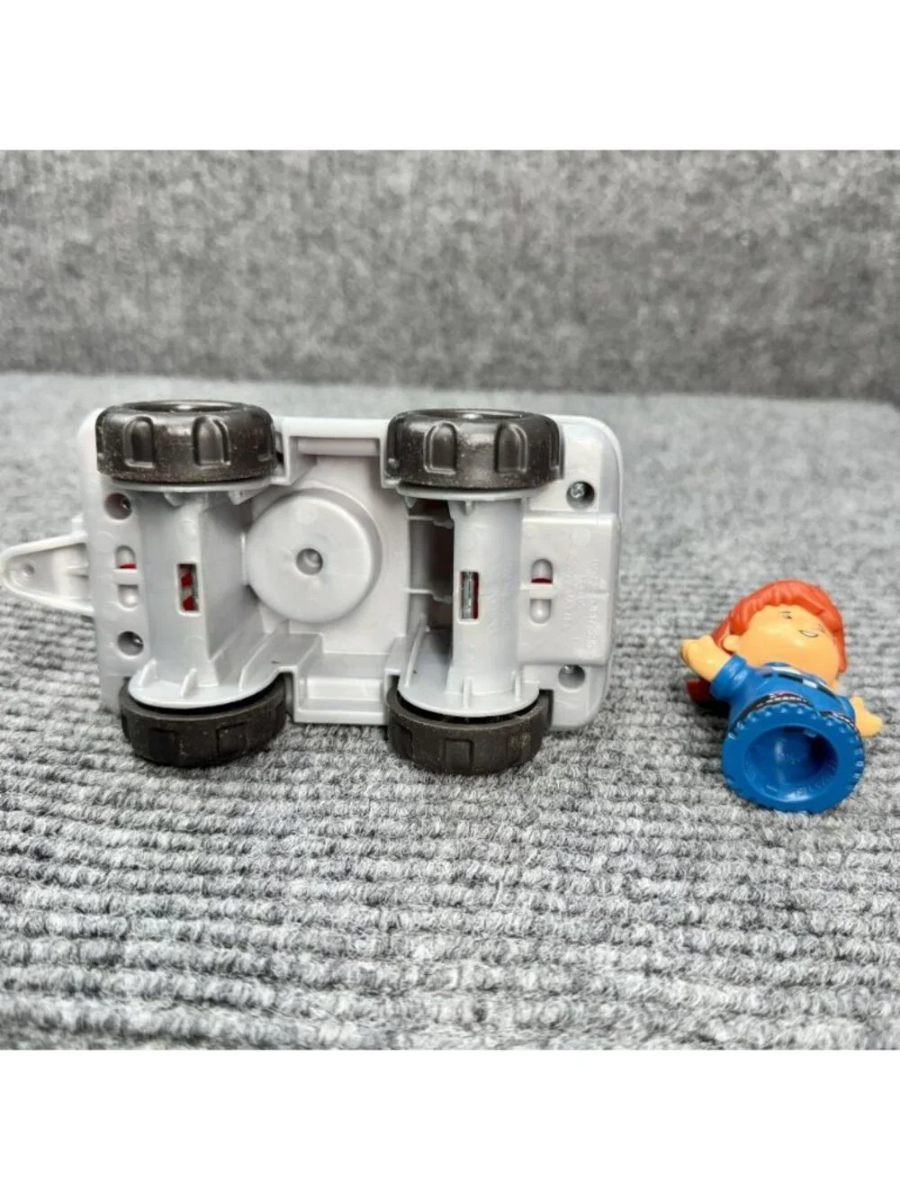Fisher Price Little People Orange Truck Jeep Car Help A Friend + Girl Figure Tow